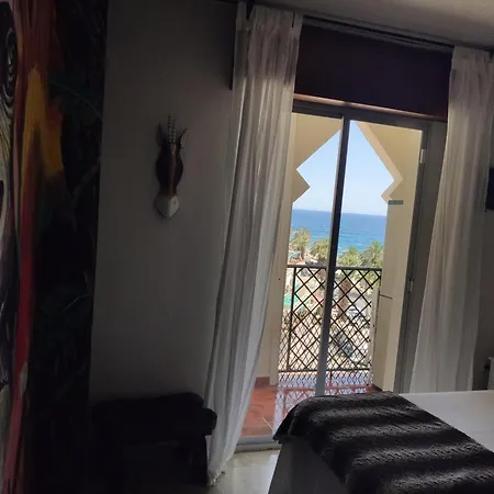 Apartment Tropicana 1° Linea *